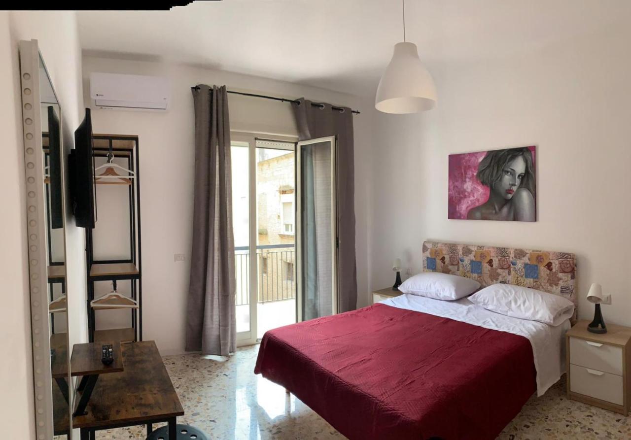 Affittacamere Tre Al Centro Di Napoli