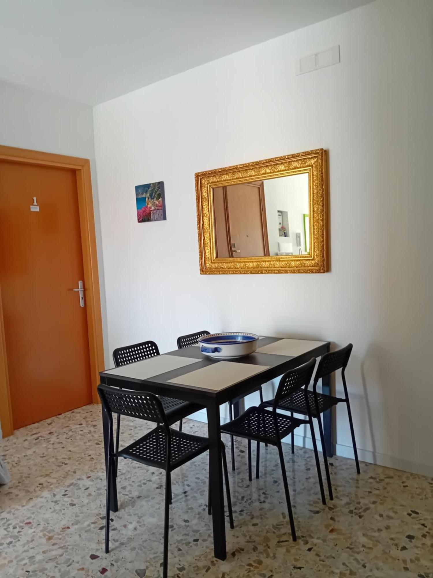 Tre Al Centro Di Affittacamere *